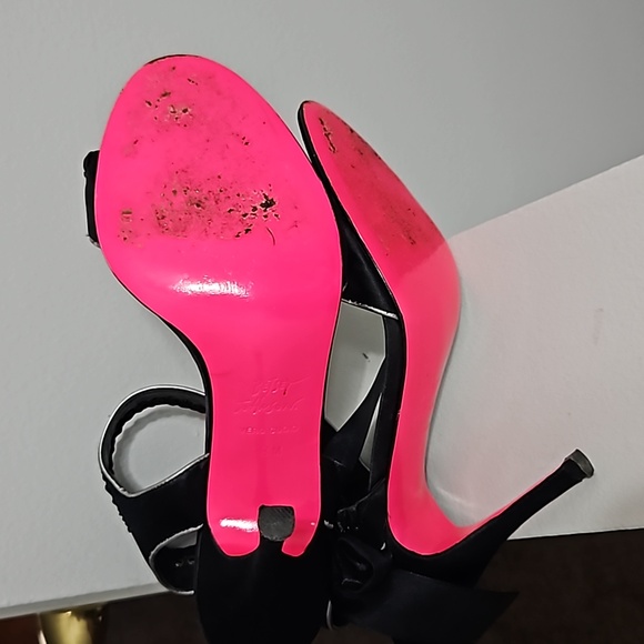 Betsy Johnson Black Sandle Satin Tie Sz.8 - Picture 5 of 7